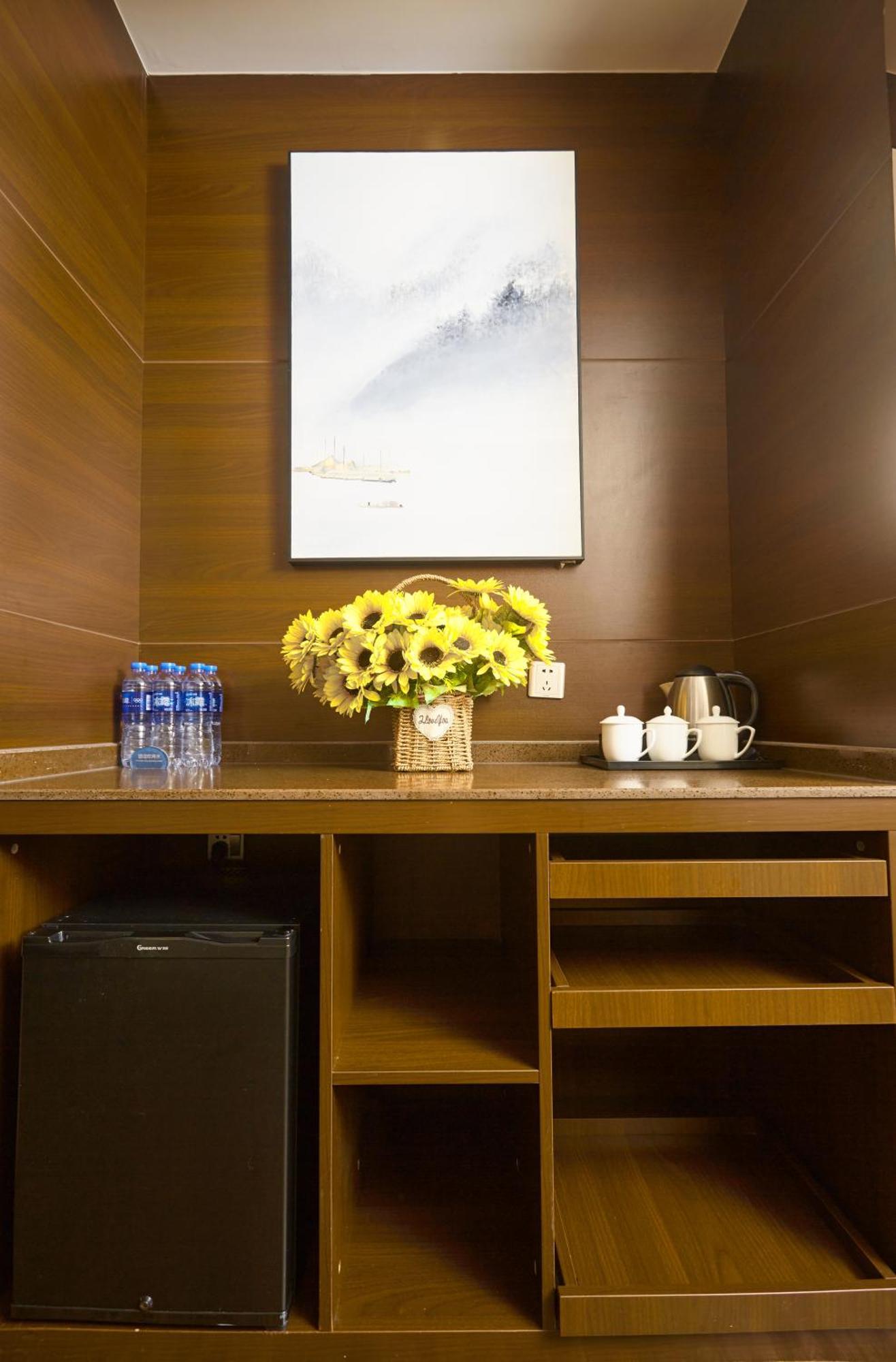 Beijing Sunflower Hotel--Beijing Universal Studios Resort Екстериор снимка